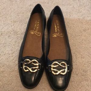 Brand new black aerosoles flats